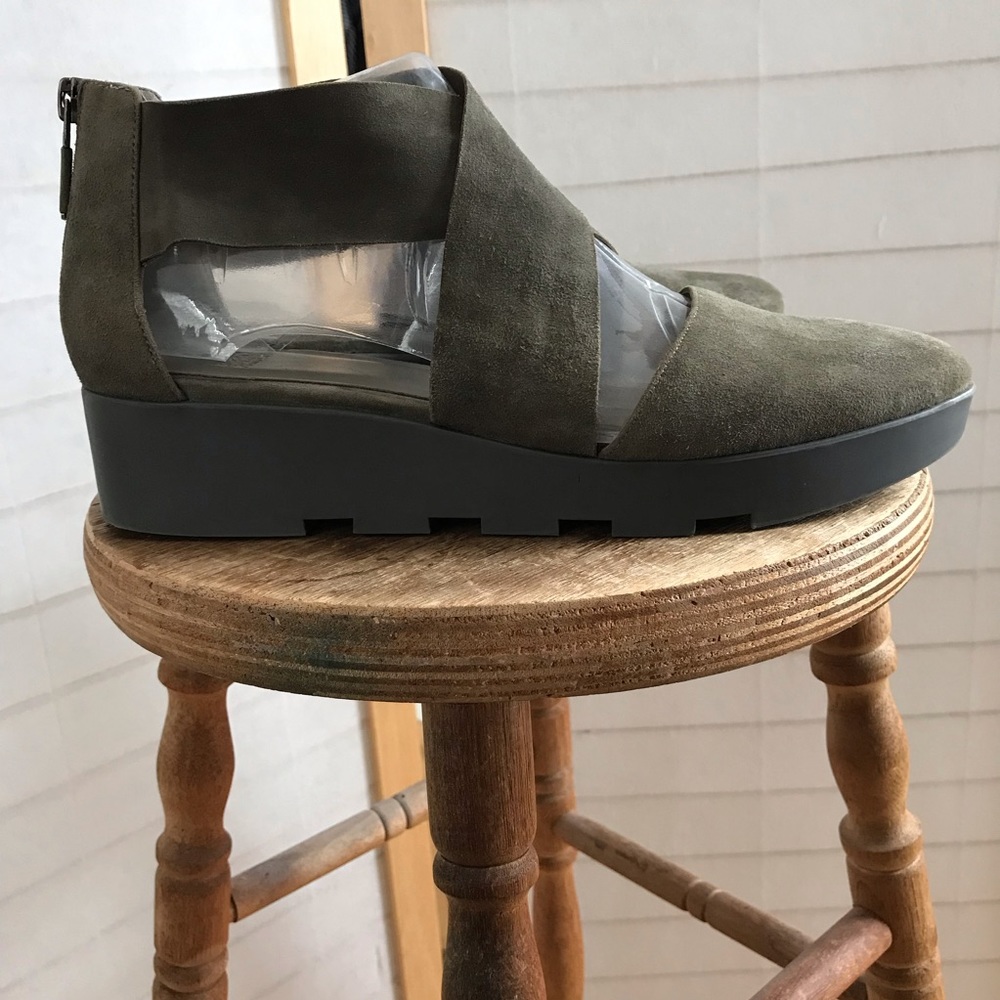 Eileen Fisher sz 9 green suede Buoy sandal